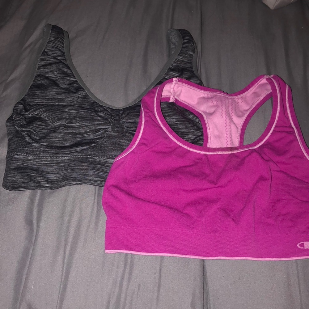 2 sports bras